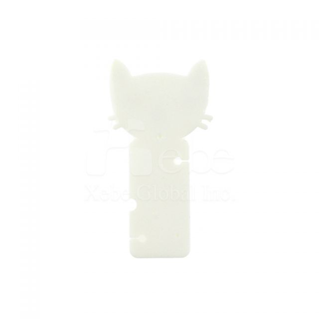 White cat earphone wrapsGiveaway items