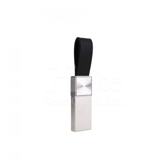 silver hangable classic flash drive