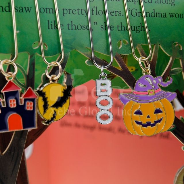 halloween pumpkin shaped paper clips