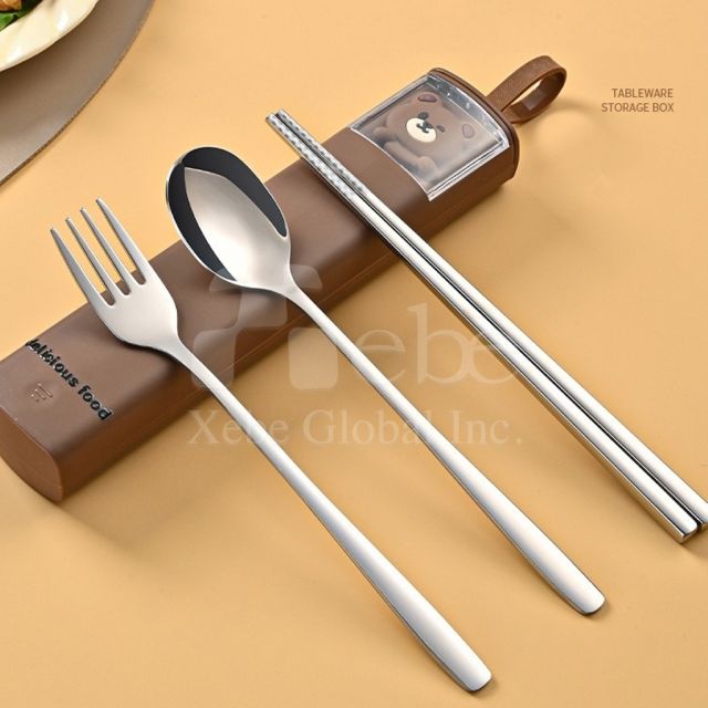 made by little bear eco friendly tableware set