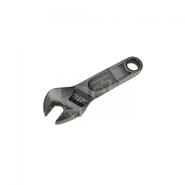 classic usb wrench design