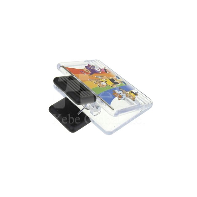 custom-shaped magnetic clip